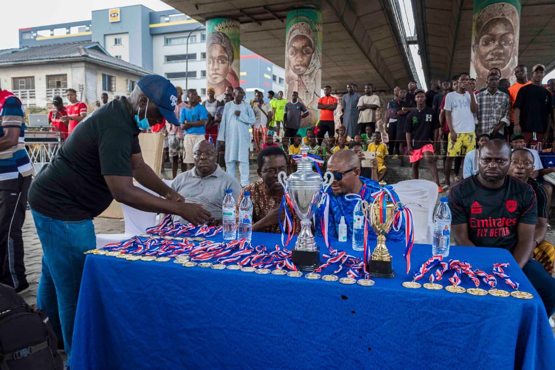 MrAfobaje's tweet photo. In a bid to leverage on the importance of sporting activities, we organise and support various competitions such as the GOY 3-ASIDE football competition and National Club Cricket Committee League
#GOYisworking
#AtYourServiceAlways
#ForTheGoodOfThePeople https://t.co/S9UMpZWYgy