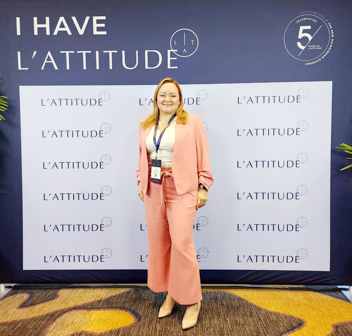 AnaESierra's tweet photo. Day 1 ❤️Learning a lot 🧠 and making new connections 🤝 Our people have more power than ever! 💪🏼

#latinx #latin #Latina #Latino
#entrepreneur #entrepreneurship #smallbusiness #smallbusinessowner #latinaboss #latinaphd #latinaleaders #vamos  #adelante #LearningAndDevelopment https://t.co/9Etlq4LuHM