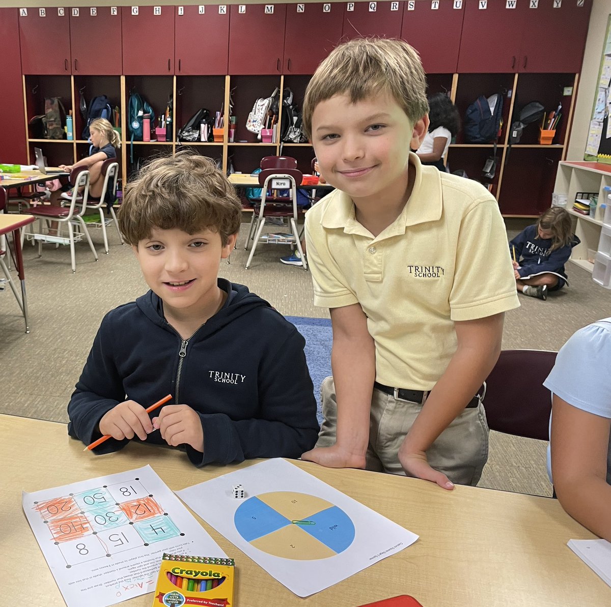 MrScott3rdGrade's tweet photo. Students tried a new math game and worked to show their thinking about multiplication using expressions, diagrams, and pictures. #trinitylearns @IllustrateMath https://t.co/joXiCFs890