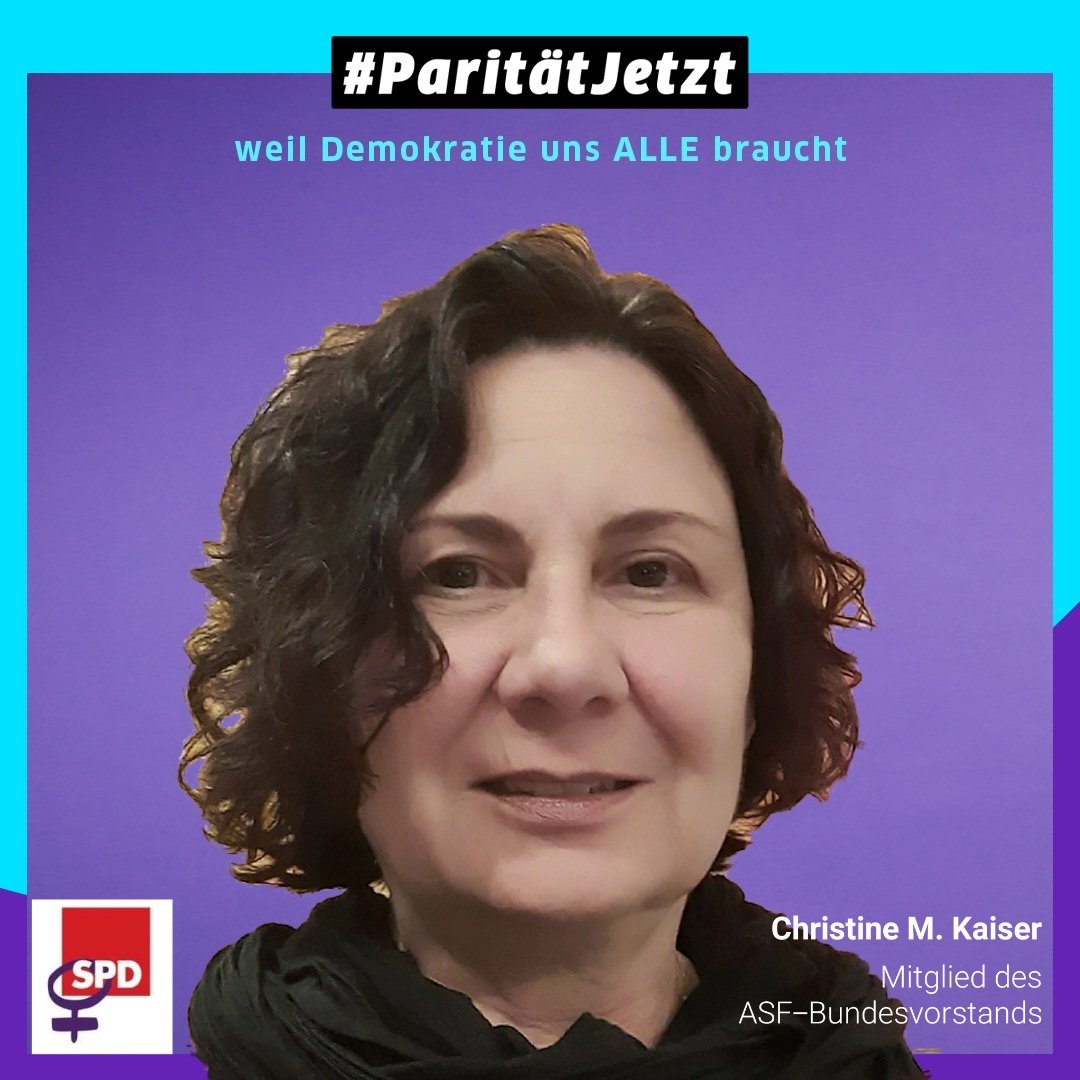 50% der Bevölkerung sind Frauen.
Nun wollen wir auch 50% der Macht: Im #Bundestag, in den Landtagen + Kommunalparlamenten! Politik darf nicht mehr vor allem aus männlicher Sicht gemacht werden! #ParitätJetzt – weil #Demokratie uns ALLE braucht! #mehrASF #MehrFrauenInDieParlamente