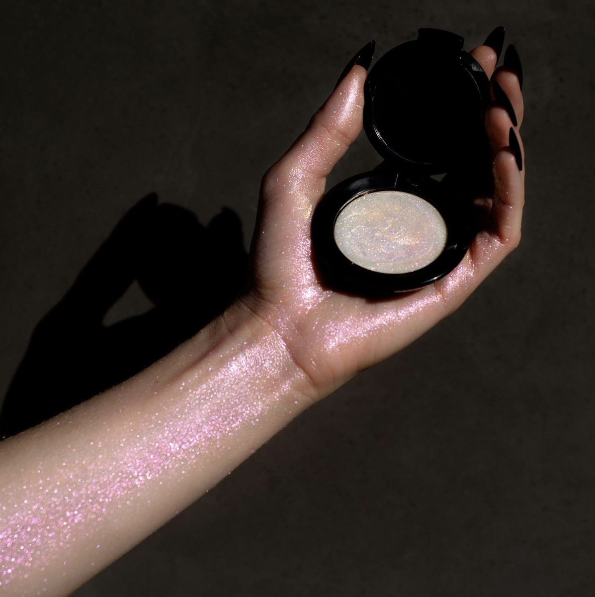 Rituel de Fille tweet media