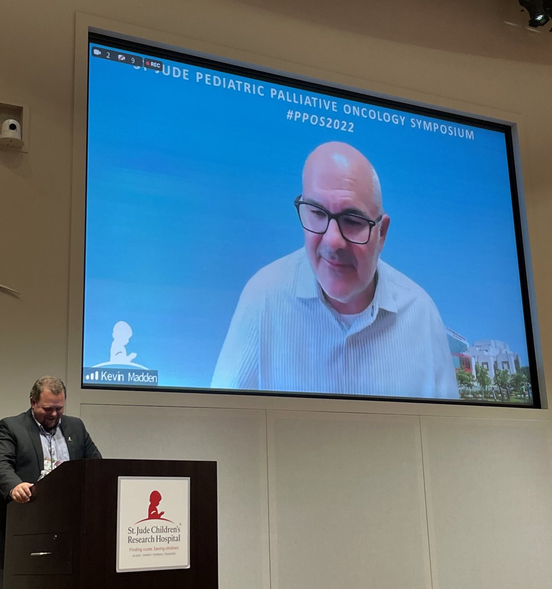 DrBarbuchas's tweet photo. Una increíble charla de @madden_kevin sobre la seguridad y eficacia de metadona en el Dolor oncológico pediátrico #PPOS2022 https://t.co/9oMqs64cmY