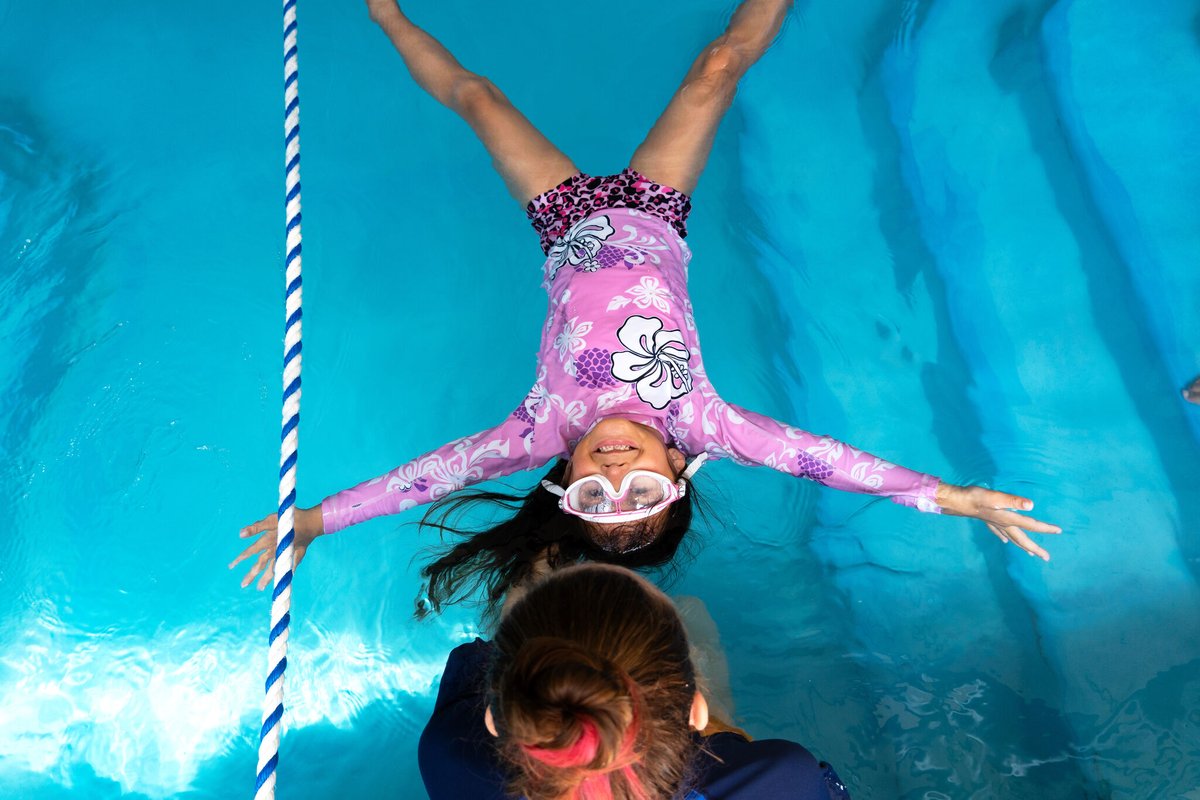 Don't delay #swimlessons for when you want to go on vacation and have summer activities! Our #pools are INDOOR, HEATED and OPEN YEAR ROUND! Lessons start as early as 2 months old. 

Sign up for a free trial today!
aquafinswimschool.com  |  904-775-9400
#swimschool