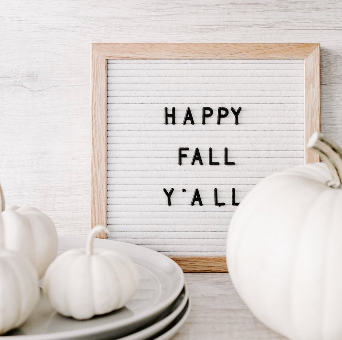 LDI_Interiors's tweet photo. Happy Fall, y’all! 🎃🍂 

FALL in love with your interiors, let’s chat — designs@lucasdragointeriors.com. 

#interiors #design #designer #designinspo #interior #decor #stl #homeenvy #homeinteriors #interiorlovers #interiordesignideas #fallinteriors #fallinspo https://t.co/OIC8ZsARso