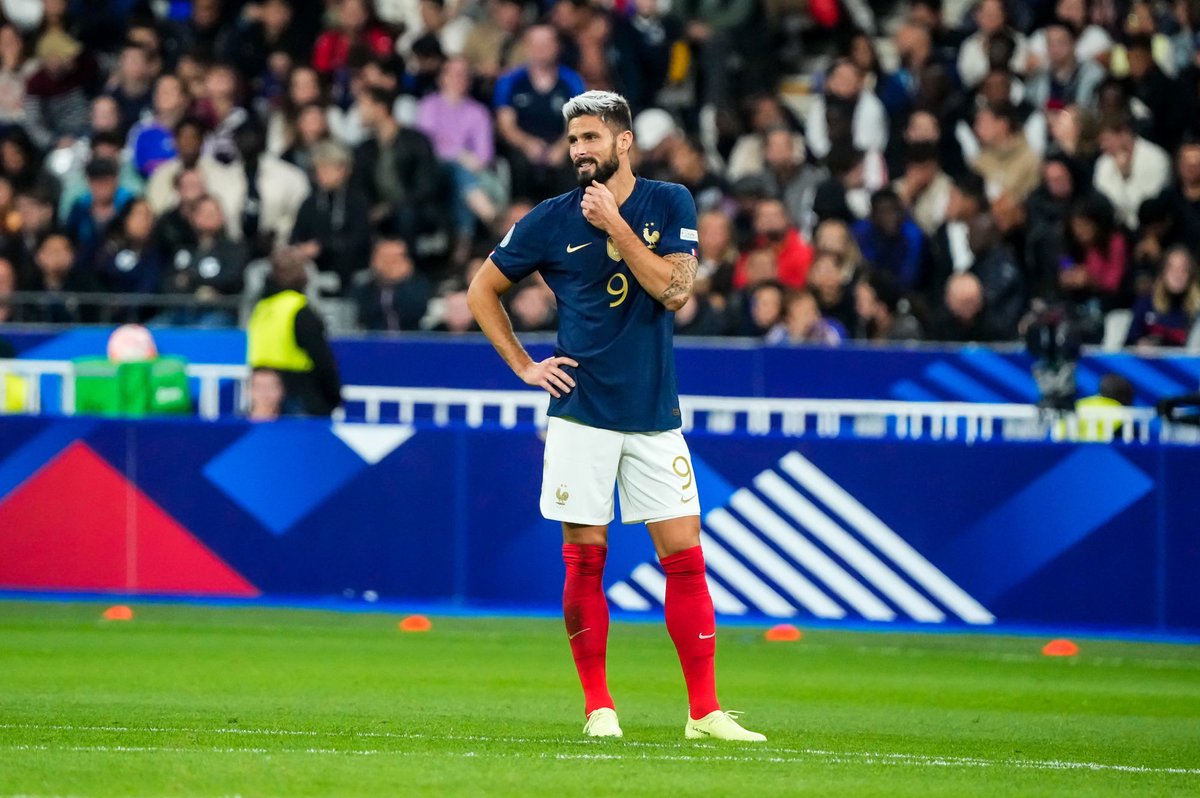 ActuFoot_'s tweet photo. 🚨 Olivier Giroud n’est plus qu’à 2️⃣ buts du record de Thierry Henry (51) ! 🤯 https://t.co/TJCtXzivpC