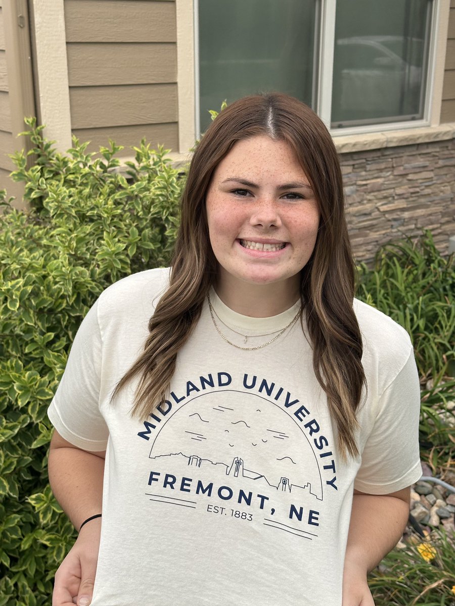 g_drummond1's tweet photo. I’m so excited to announce that I will be furthering my academic and athletic career at Midland University! I couldn’t have done it without the support my family, friends, and coaches! GO WARRIORS 🧡💙 @MidlandWSoccer @trojanGsoccer https://t.co/zM88nbBBAh