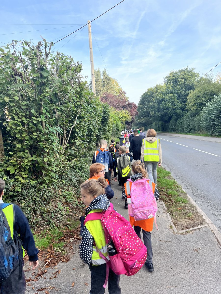 KMannNewHeadT's tweet photo. A great school crocodile 🐊 We look forward to the next one @HughendenSchool #freecarday https://t.co/m6Wz5gKNPF
