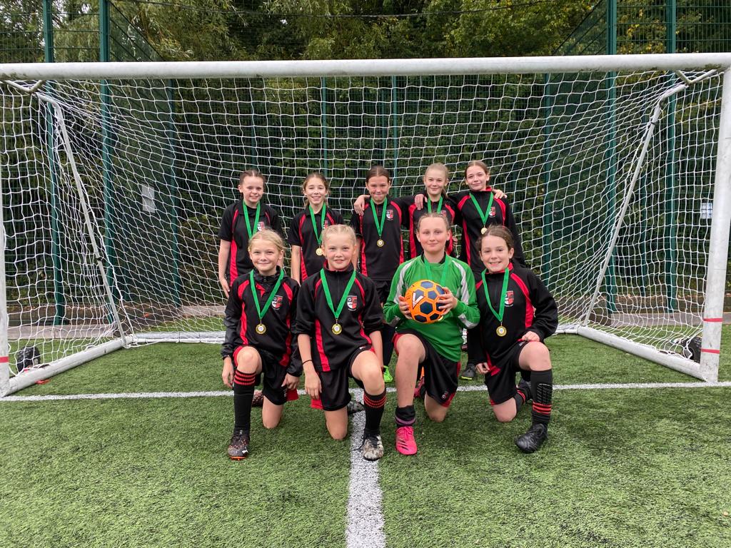 GospelOakPE's tweet photo. WINNERS 🥇⚽️

The U14 girls football team won the Sandwell Schools tournament this evening: winning 2 games, drawing 2 and conceded 0 in the process!

Player of the Tournament: Jayda

@CRSTrust @Gospel_Oak_ #TeamGOS #GOSGirls #GirlsWhoGOS https://t.co/N4U4TrTAto