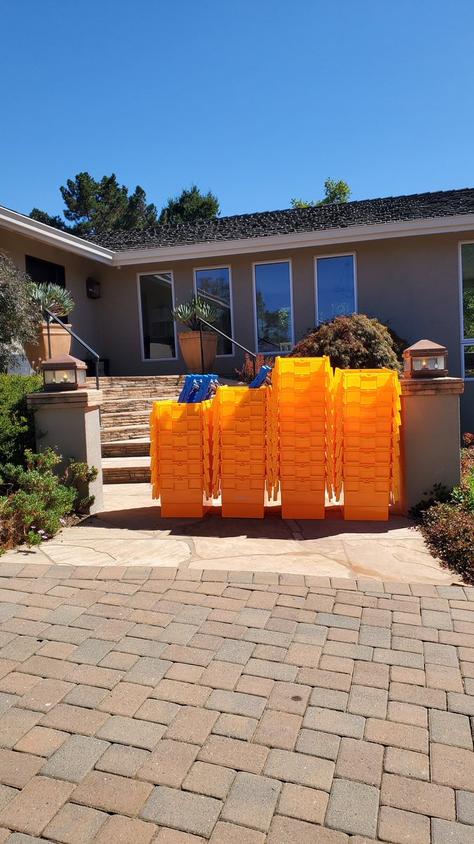 ReTotes's tweet image. Making moves in Los Gatos. When you rent eco-friendly ReTotes reusable moving boxes there's never a pile of waste in your driveway! Easy curbside delivery and convenient curbside pickup.
.
.
.
#losgatos #sanfrancisco #sanjose #bayarea #moving #packinghacks #realestate #Recycle