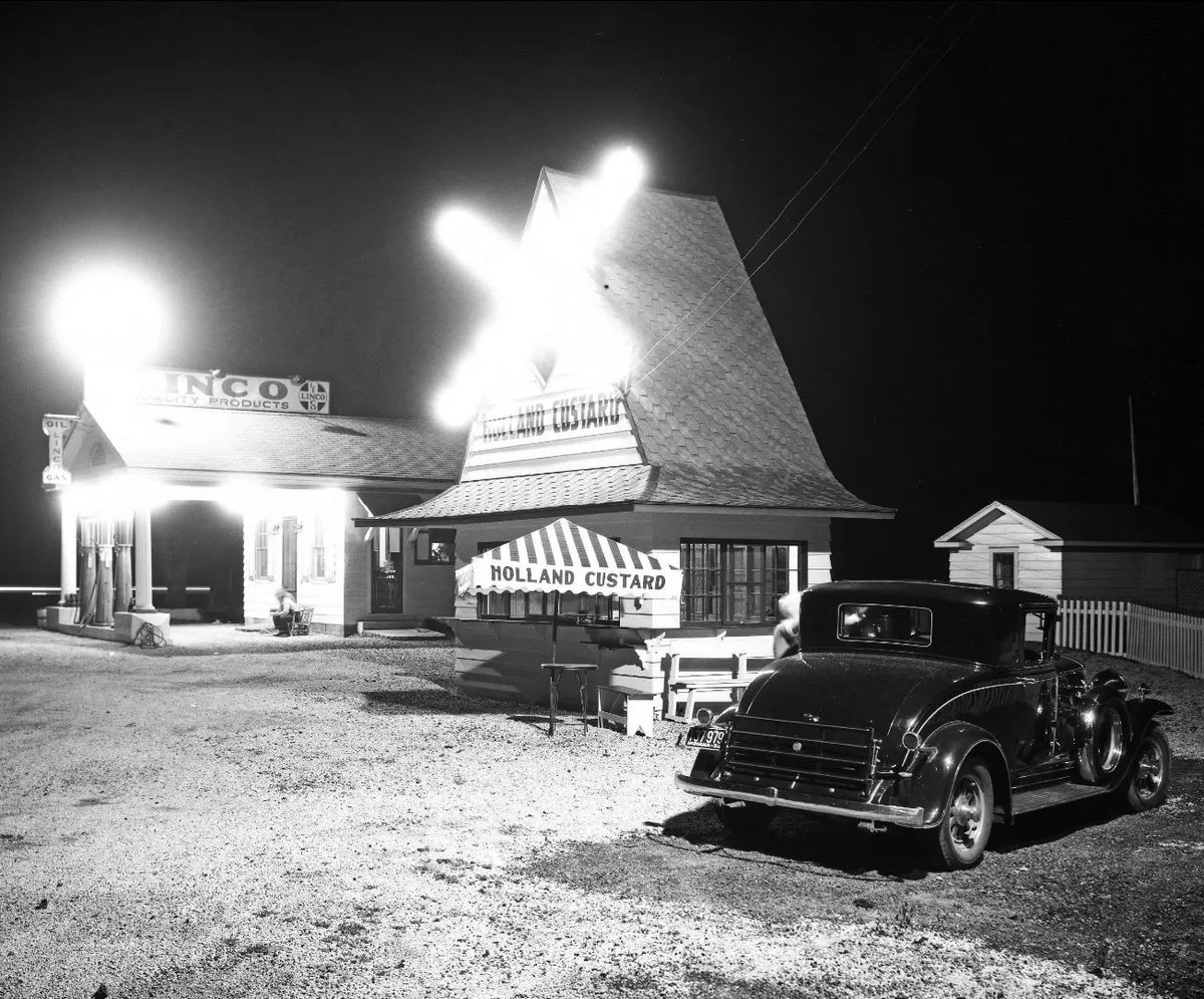 #ThrowbackThursday - Holland Custard and Linco Gas Station on State Road 41 and Petersburg Road in Evansville, 1932. Image from USI Archives #indianahistory