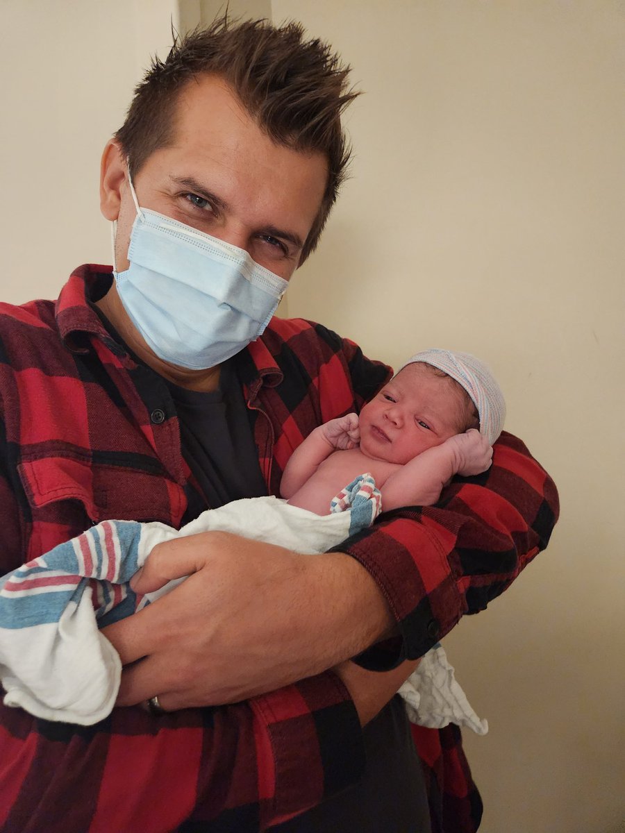 Mark Robbins tweet media