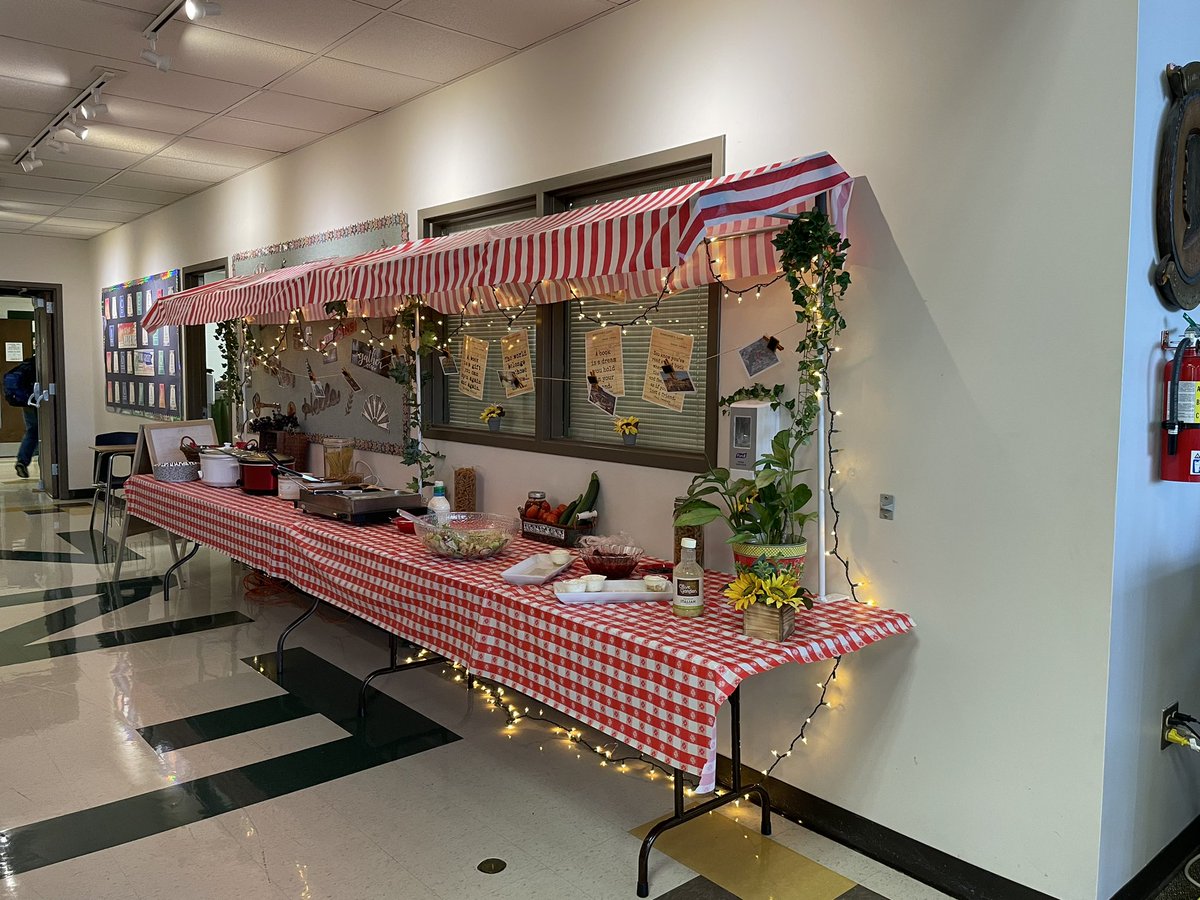 Mrs. Stryhal tweet media