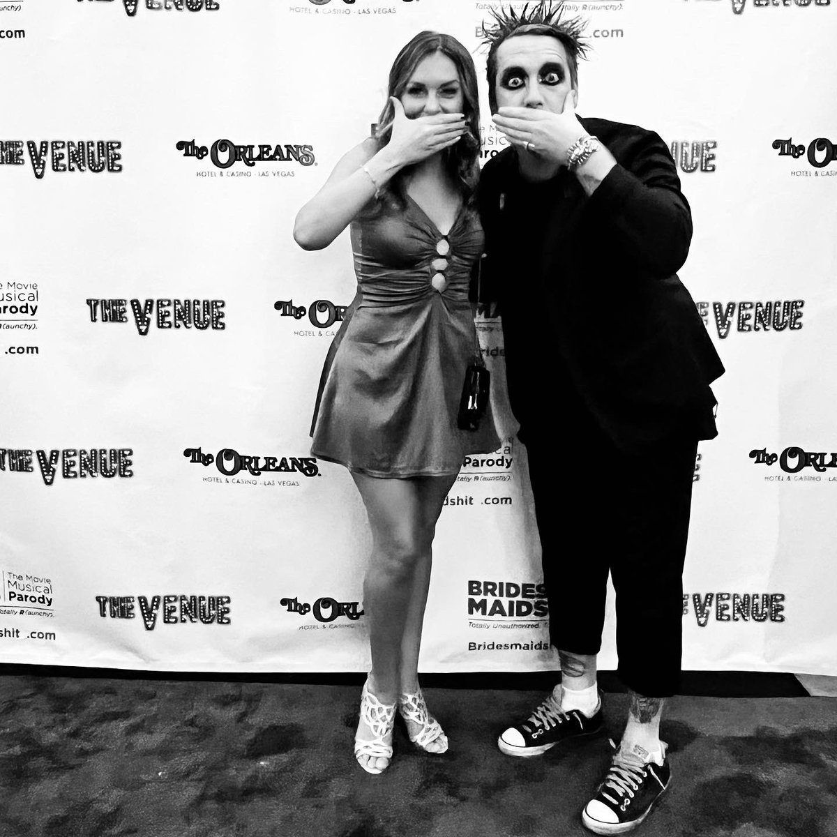 TapeFaceBoy's tweet photo. Went to see @bridesmaidshit last night and it was fantastic, so many filmic moments. Even got a chance to hang out with the writer of the show @valerieannspoon Find her on instagram.

https://t.co/8ZJ25dVIy3 https://t.co/SoQxEY1fKV