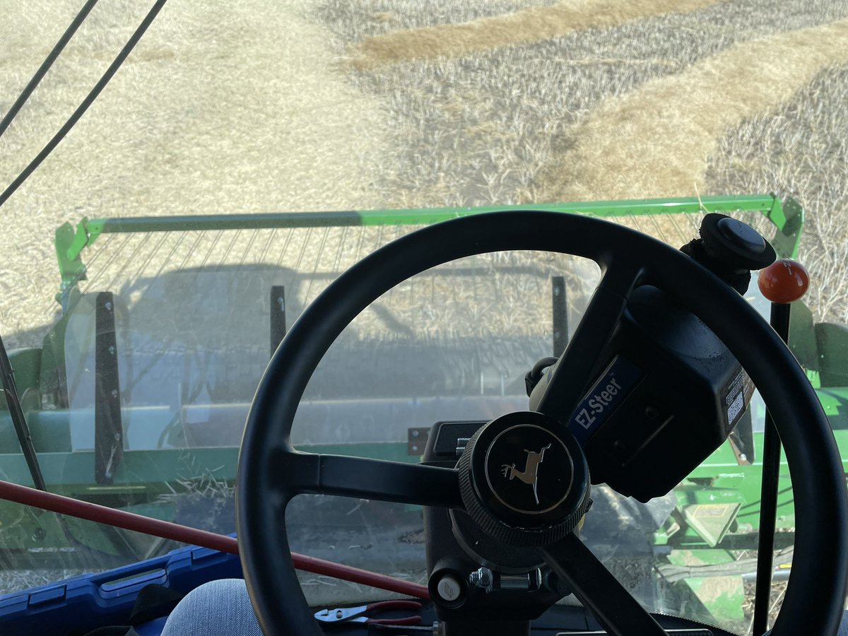 cbrow47's tweet photo. Back in the best office in the world…my happy place!  #harvest22 #farmerbrow https://t.co/OvzOha1jus