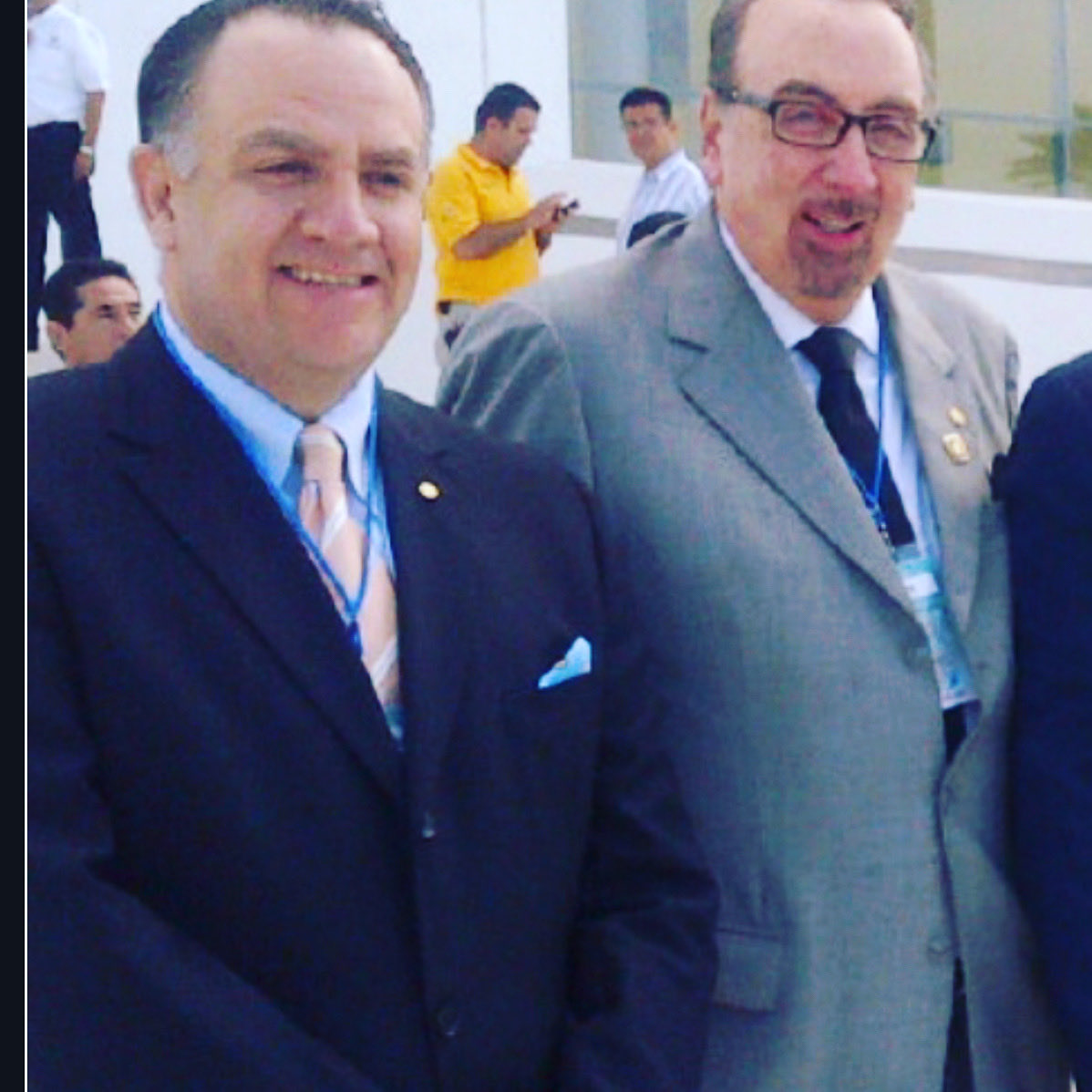 Yo Miguel Ángel Borja recuerdo el cumpleaños de un gran ser humano para mi ⁦<a href="/FrankDevlyn/">Frank Devlyn</a>⁩ hoy descansa con el señor y al cielo #felizcumplenos te extrañamos mucho! ⁦<a href="/mborjat/">Miguel Ángel Borja</a>⁩ ⁦<a href="/drcobranza/">Dr. Cobranza</a>⁩ ⁦<a href="/MelanieDevlyn/">Melanie Devlyn</a>⁩ ⁦<a href="/Opticas_Devlyn/">Ópticas Devlyn</a>⁩ ⁦<a href="/CPerezDevlyn/">Carlos Perez Devlyn</a>⁩