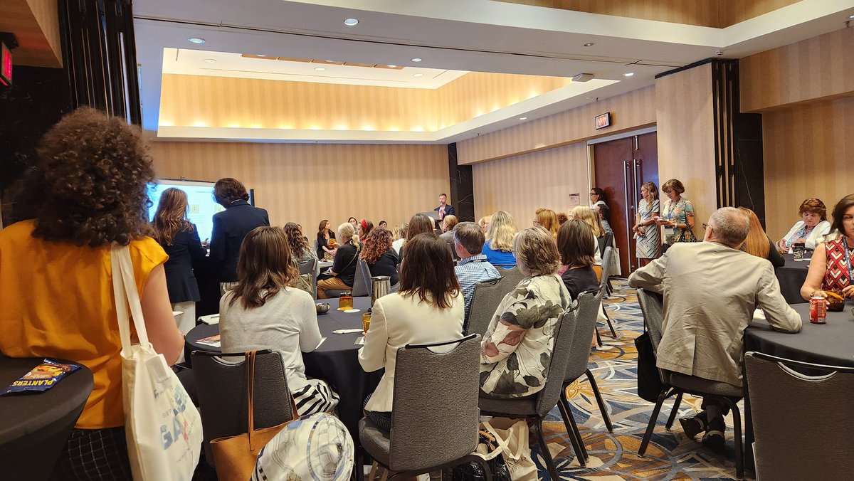 sarahcolandro's tweet photo. Standing room only for some awesome presentations at ASID's Gather 2022! #ASID #Gather2022 #ImpactOfDesign https://t.co/AnbgKpdulj