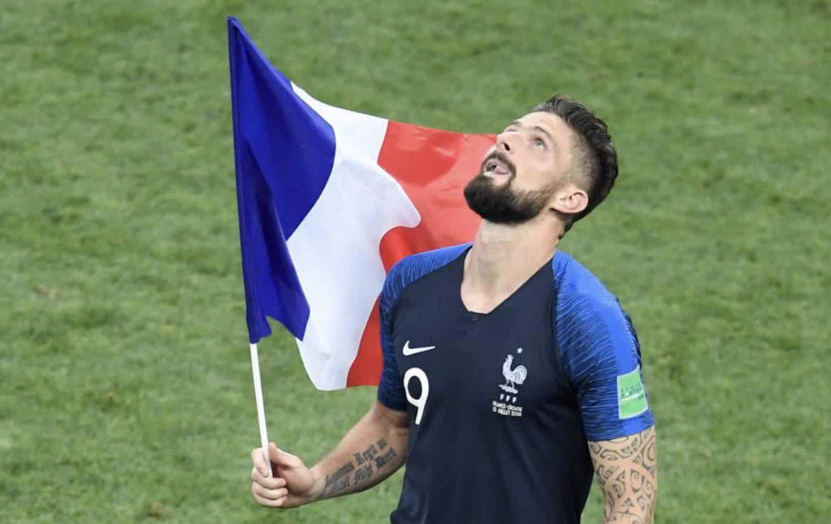 iBeT_Sports's tweet photo. New record🚨

Olivier Giroud becomes the oldest player to score for France at 35 years &amp; 357 days old. Ageing like fine wine 🍷👑 https://t.co/vIAF9PEufT