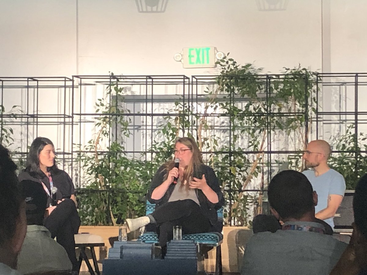 Just so fantastic to have <a href="/sophgoldb/">sophia goldberg</a> join our company retreat <a href="/lithic/">Lithic</a> and chat with us about payments.

If you’ve got FOMO, you should! But a good remedy is getting a copy of Sophia’s book.  

The Field Guide to Global Payments a.co/d/dAGKfvo