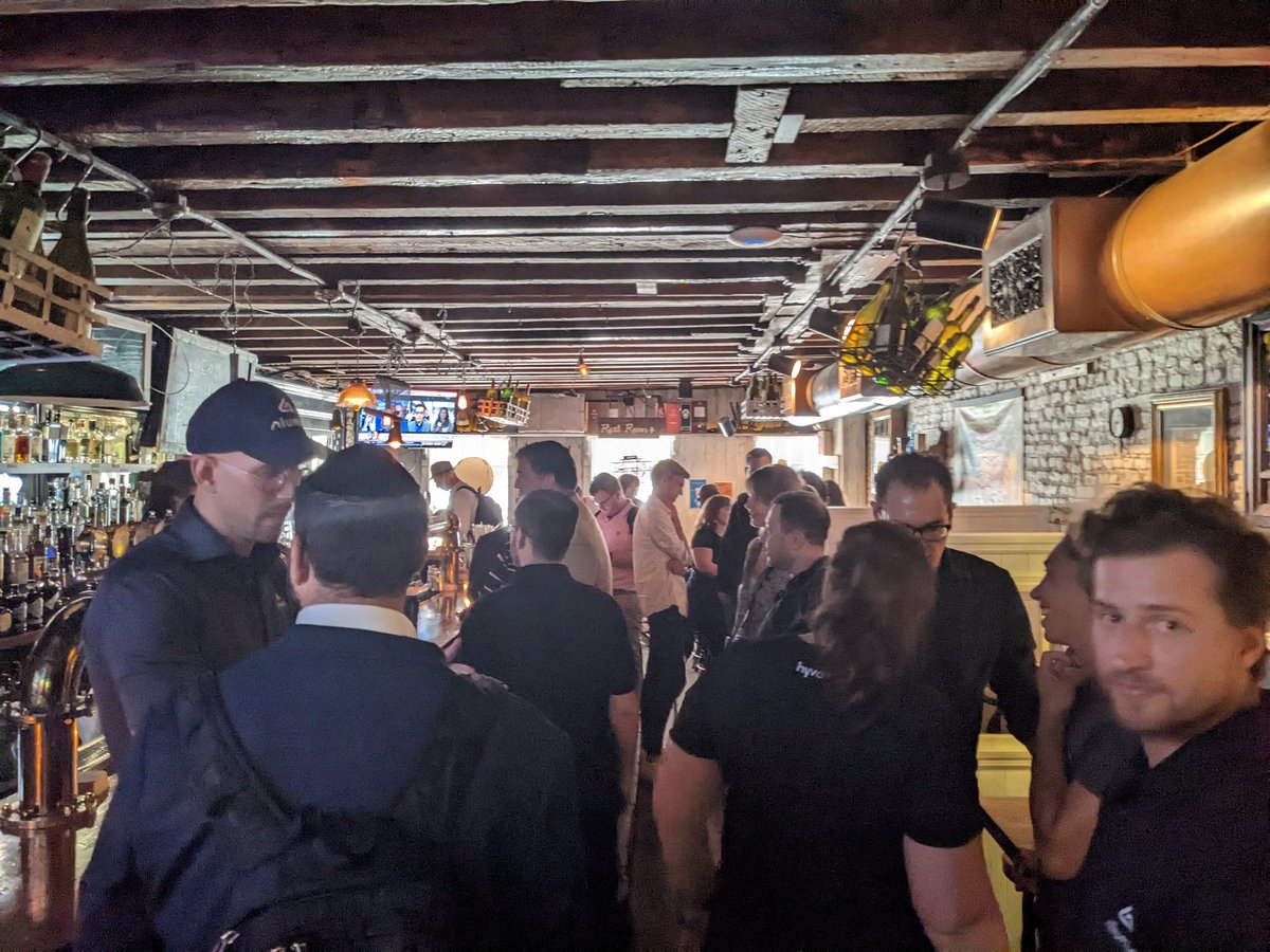 Sander Mangel tweet media