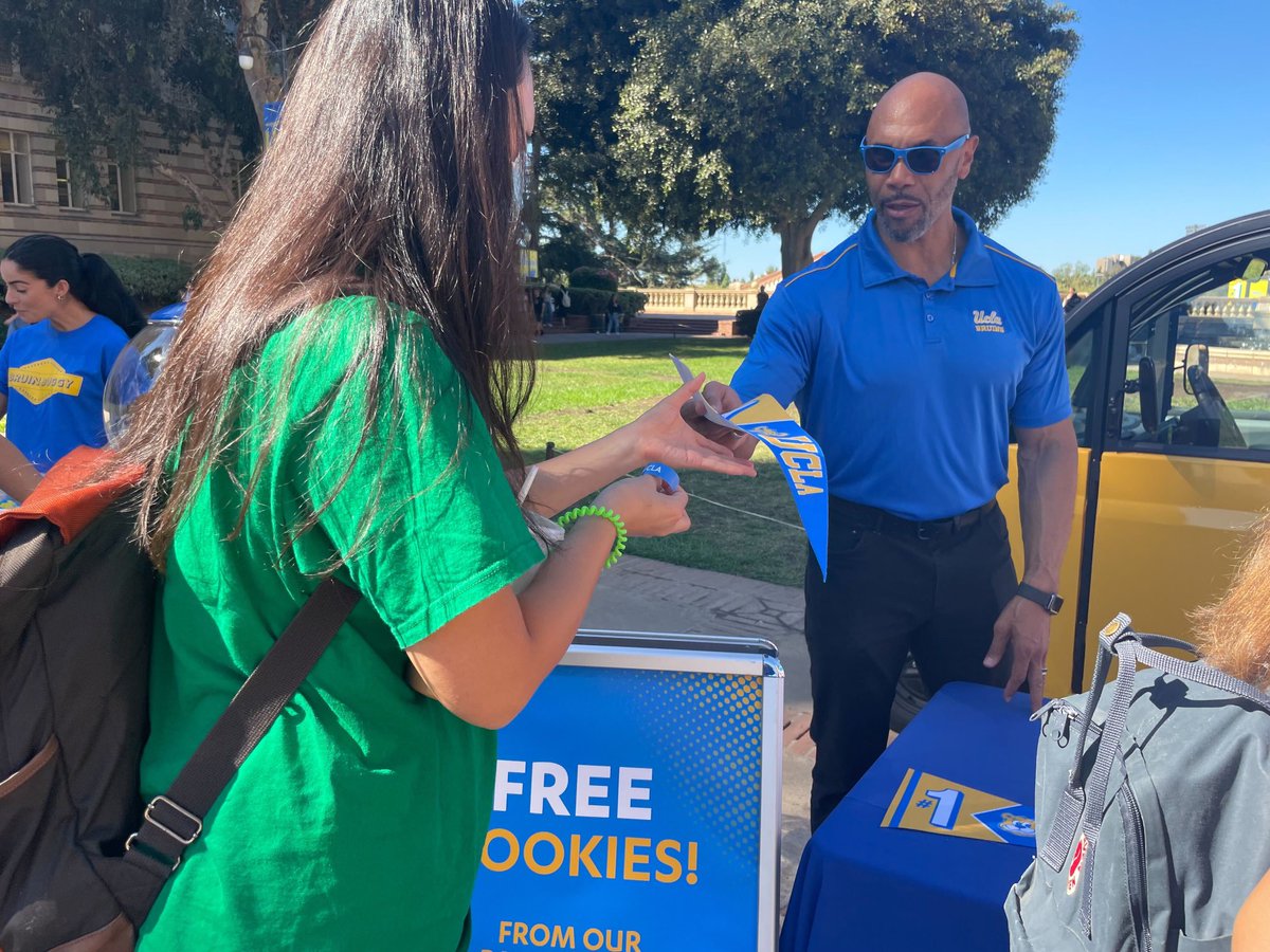 Have a great first day of classes, #Bruins!