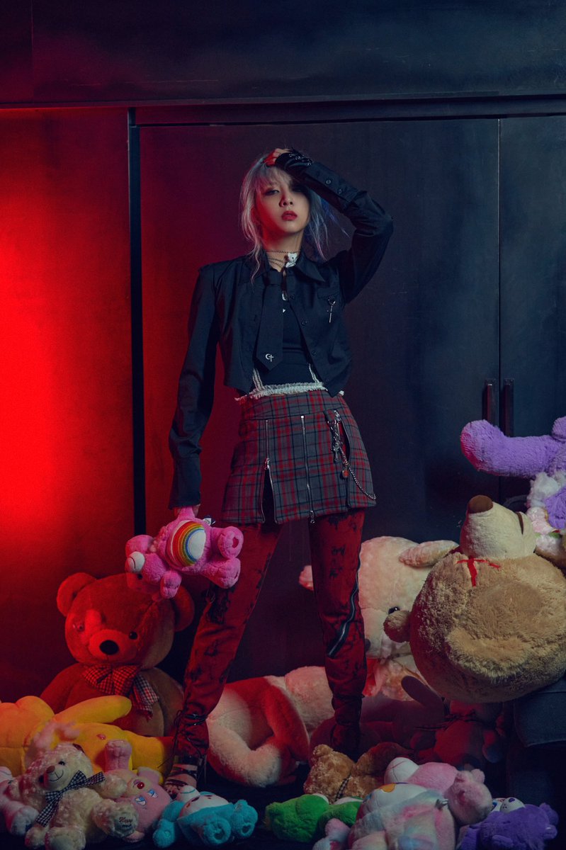 KDMBrasil's tweet photo. 🌌 22.09.22 - Novas fotos da Jiwoo postadas no Universə - BE FUNKY!

cr. @hiddengemjiwoo https://t.co/i8rXs4PJtm