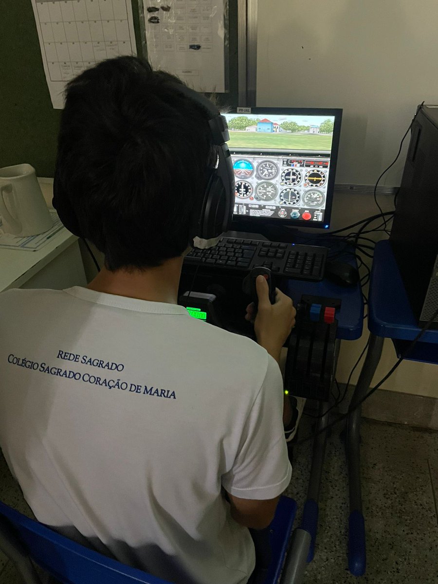fumec's tweet photo. Hoje, estivemos presentes na Mostra do Colégio Sagrado Coração de Maria com muitas atividades e oficinas dos cursos, permitindo aos estudantes tirarem suas dúvidas, além de vivenciarem um pouco da profissão. https://t.co/PEb5wJJMUJ
