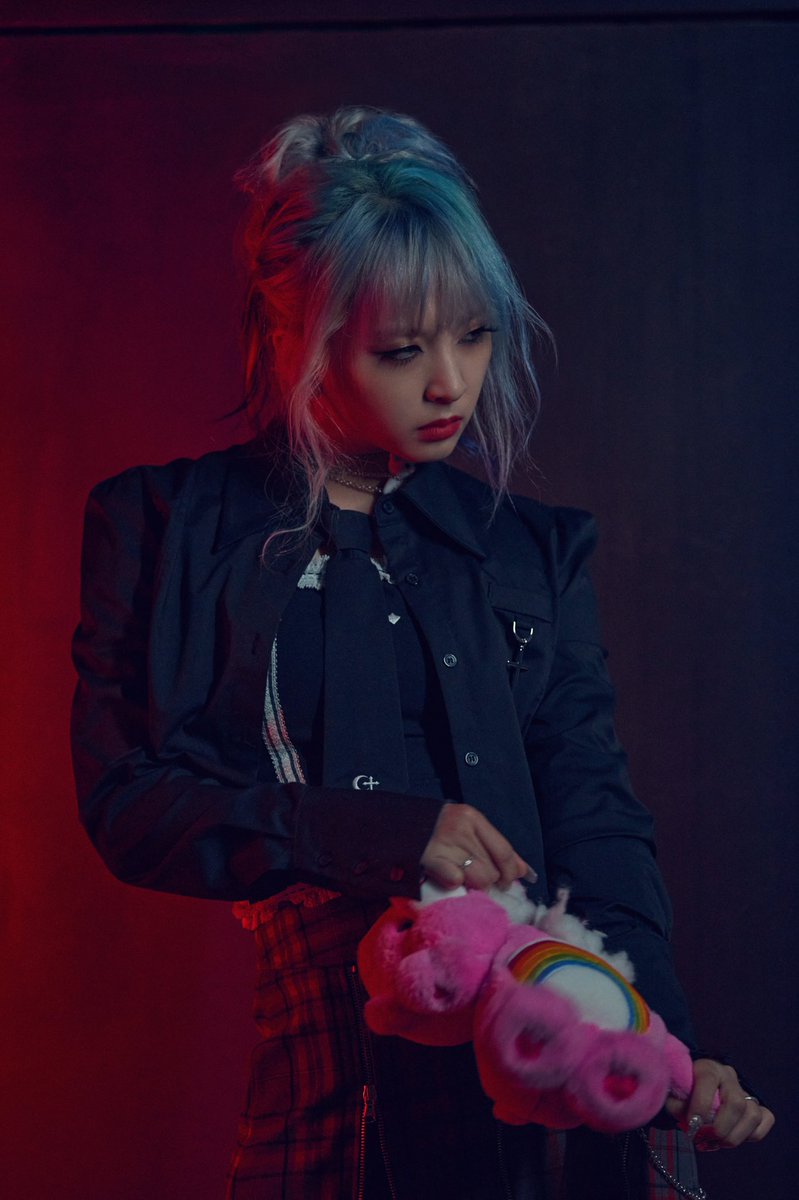 KDMBrasil's tweet photo. 🌌 22.09.22 - Novas fotos da Jiwoo postadas no Universə - BE FUNKY!

cr. @hiddengemjiwoo https://t.co/i8rXs4PJtm