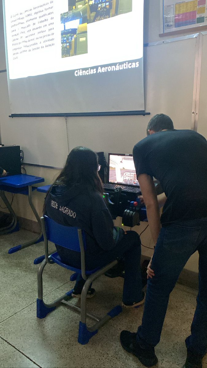 fumec's tweet photo. Hoje, estivemos presentes na Mostra do Colégio Sagrado Coração de Maria com muitas atividades e oficinas dos cursos, permitindo aos estudantes tirarem suas dúvidas, além de vivenciarem um pouco da profissão. https://t.co/PEb5wJJMUJ
