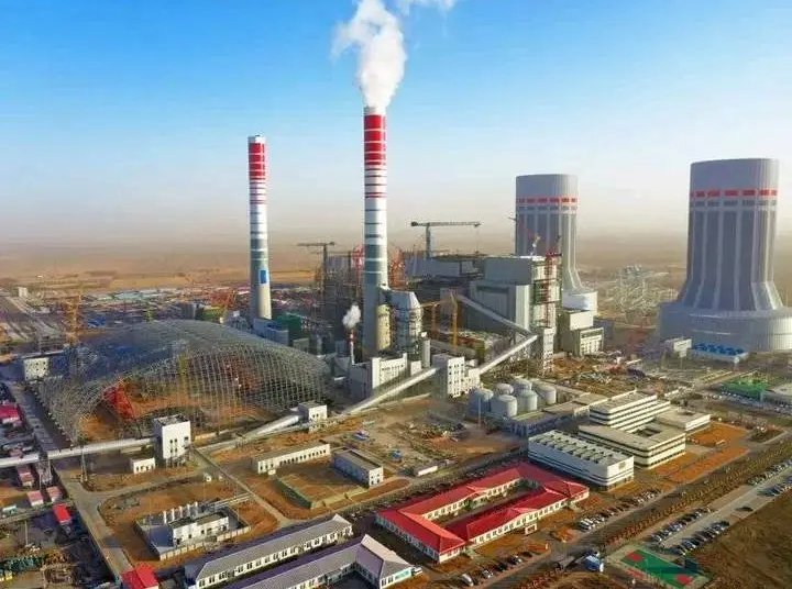 WashingtonMawi5's tweet photo. The Hwange Unit 7  Expansion Project is now complete.300 Megawatts of Electricity is going to be added to the National Grid by November this year.
#NyikaInovakwaNeveneVayo
#EDWORKS https://t.co/pllThK2yEh