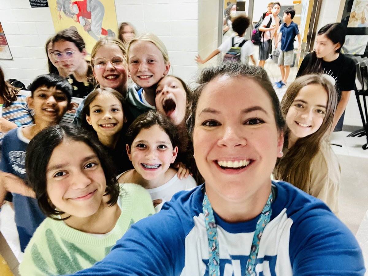 KlausmanMusic's tweet photo. One of the BEST parts of my job is seeing my graduated @OceeElem otters choosing band, orchestra, or chorus in middle school! @OCEEPrincipal @grayLn_FCS look at all these faces! Oh this made me SO happy! #fcsmusic @koperniak ❤️🎶🎵#futuremusicmakers https://t.co/v2cTCdTVuk
