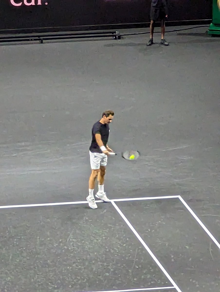 deepakdeepfacto's tweet photo. Thank you for the memories @rogerfederer - 🐐
https://t.co/Xb7HQ8ME73 https://t.co/E7JrfWqLat