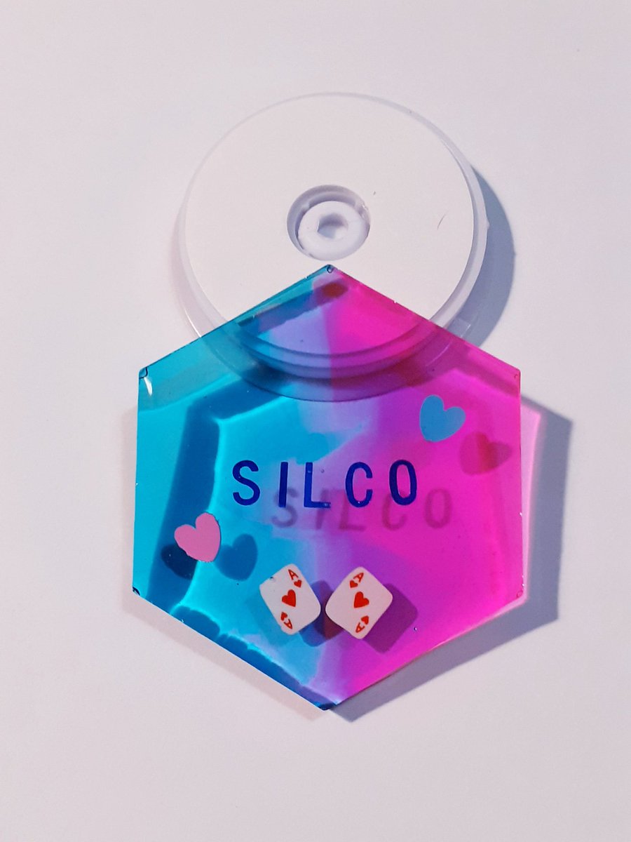 MushLela's tweet photo. My new popsocket π¦π
#Art #ResinArt #Silco #JinxColors #PopSocket #Handmade #Arcane https://t.co/0tHOLoXwPP