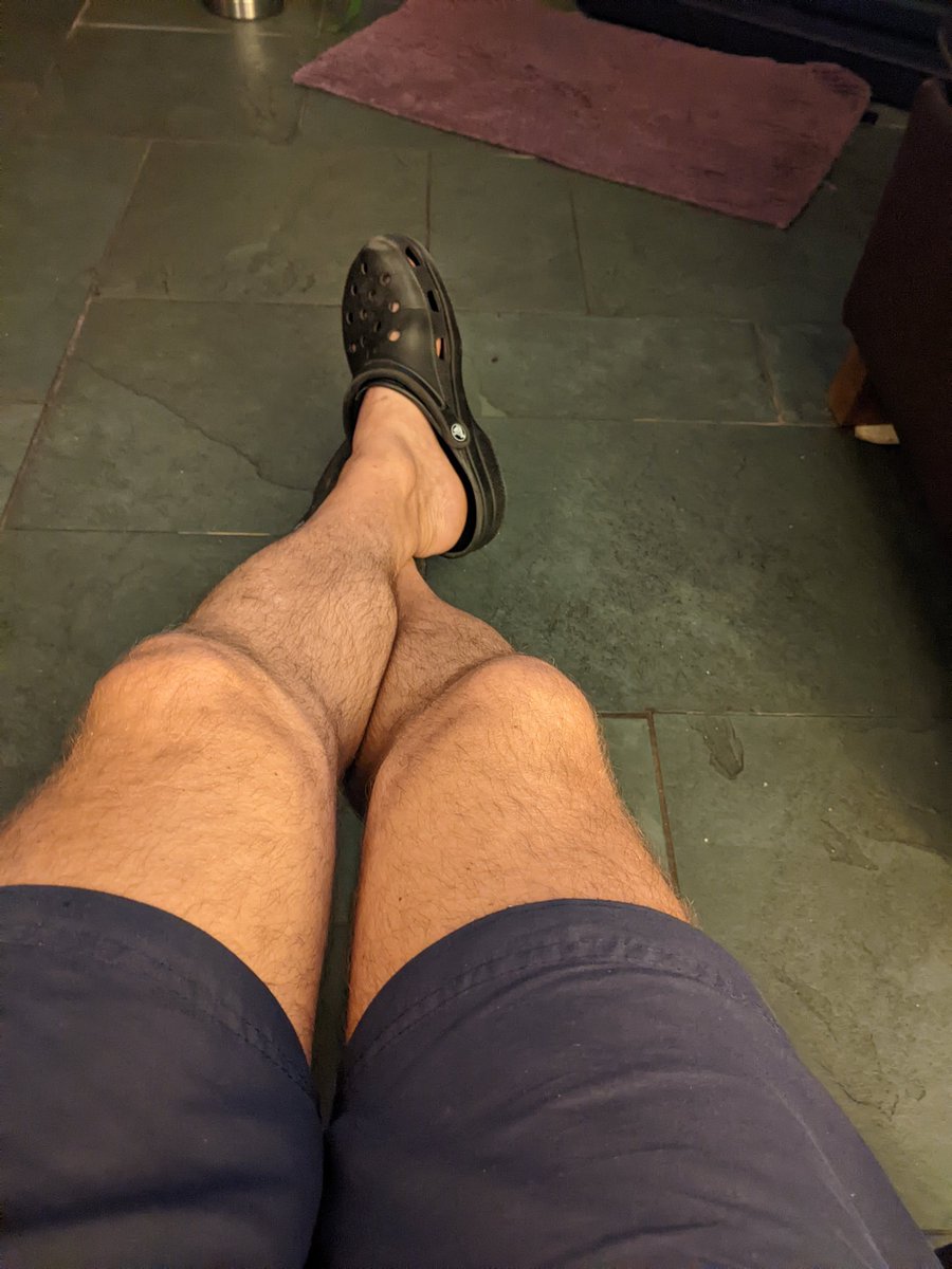 BrookHouseInn's tweet photo. @PhilSipocz @WasdaleWarren Still wearing shorts in Eskdale! https://t.co/bTtonV8fqj