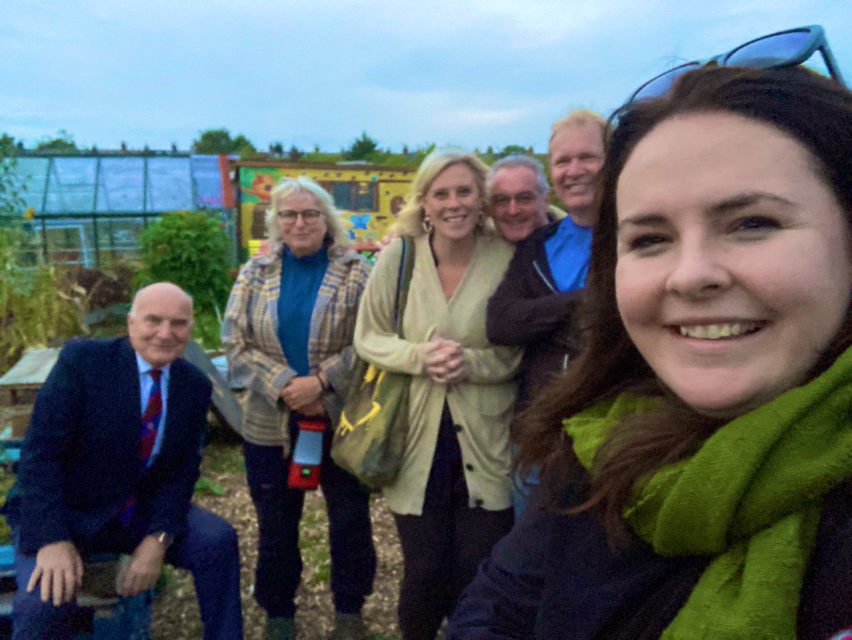 Claire Tighe tweet media