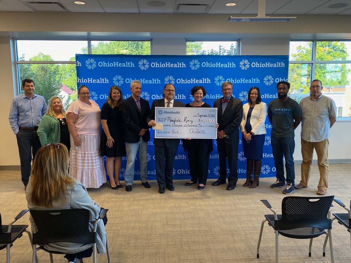 Thanks to OhioHealth for your contribution of $100,000 to the linear park in downtown Mansfield.  This park will connect the Imagination District to the Carrousel District and will be a great new amenity in downtown! 
📸: <a href="/RichlandAreaCh/">Richland Area Chamber & Economic Development</a> 
#MansfieldRising