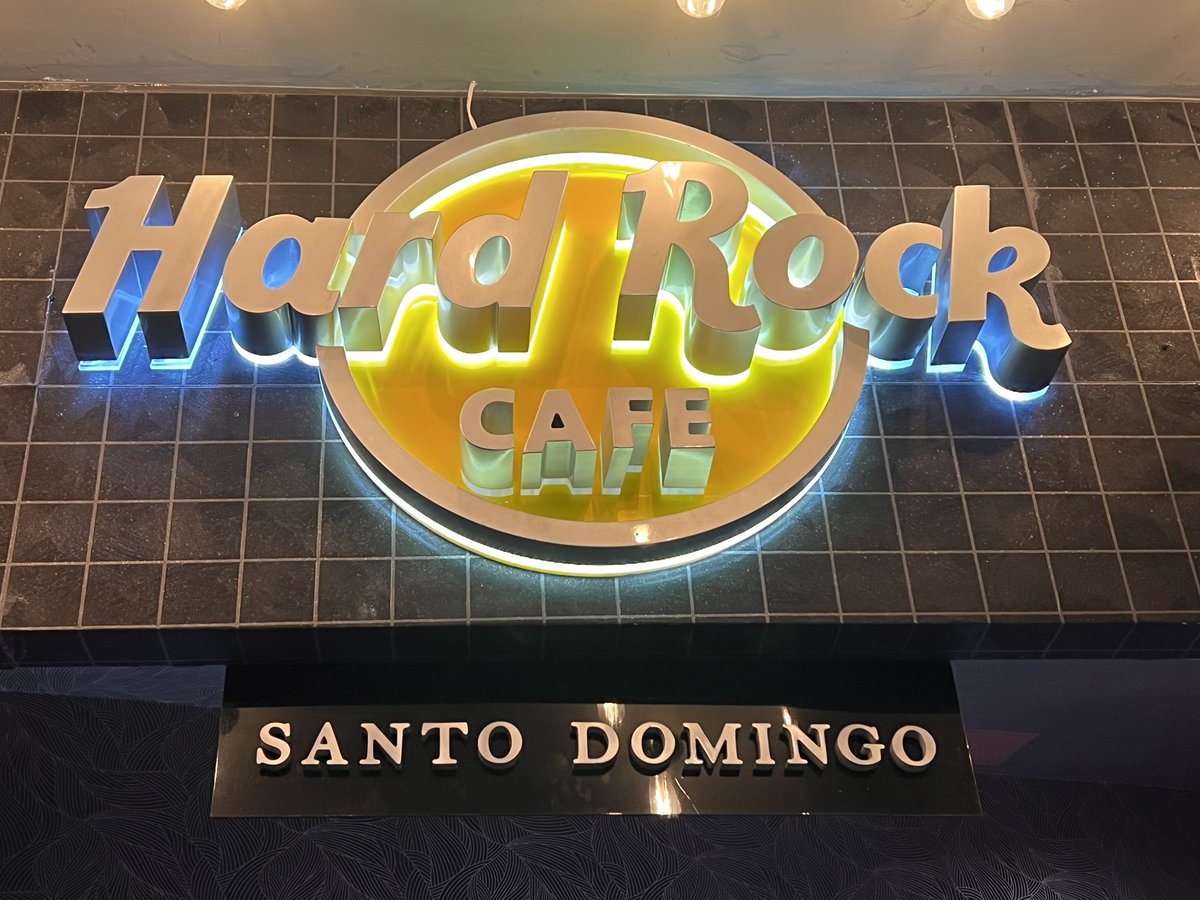 clothasub's tweet photo. #ThisIsHardRock #SantoDomingo mi cultura #HD forever https://t.co/BUC16mDtDE