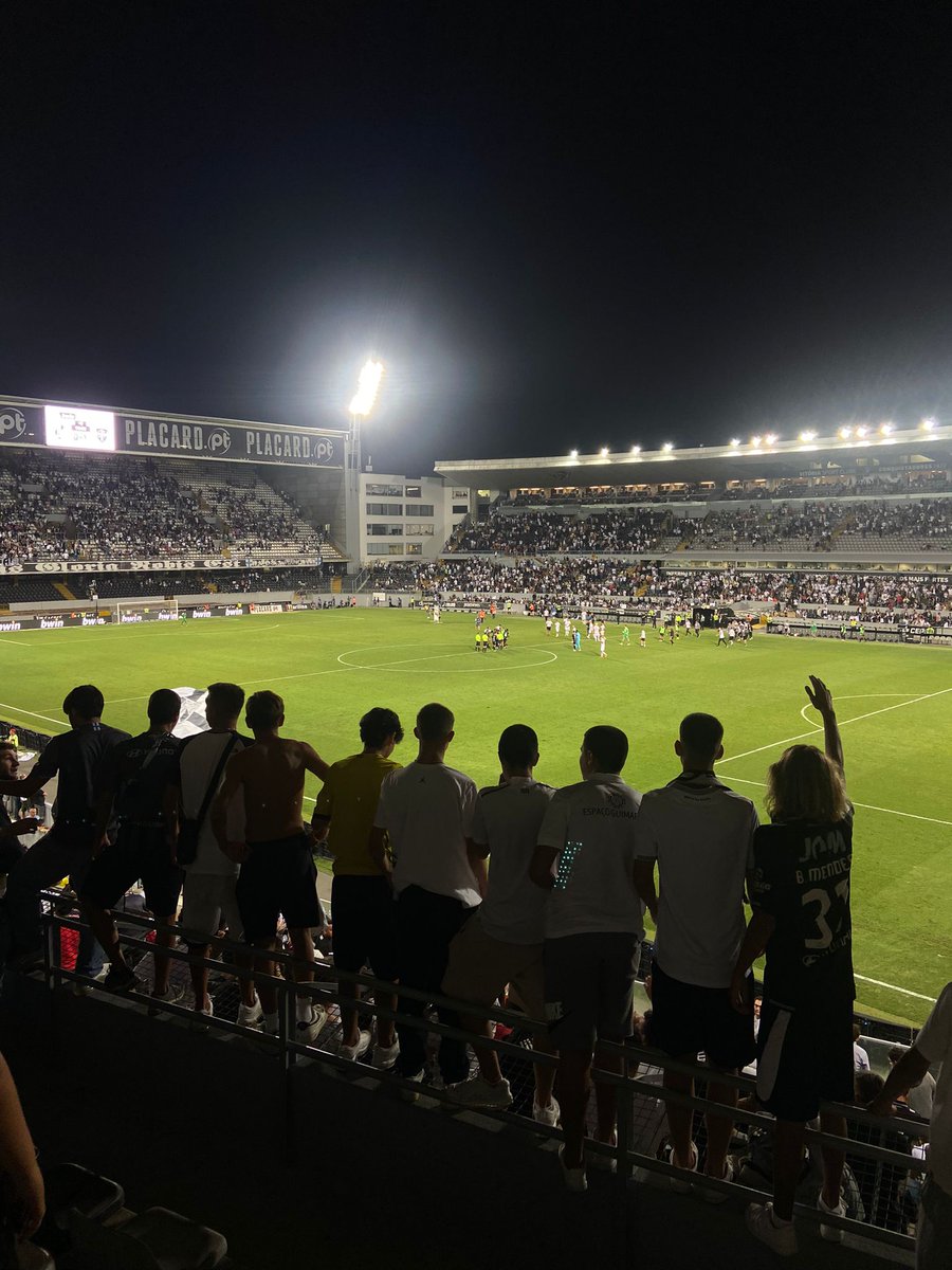 100🤍
"Nós nunca vemos na TV"🤍
<a href="/VitoriaSC1922/">Vitória Sport Clube</a>