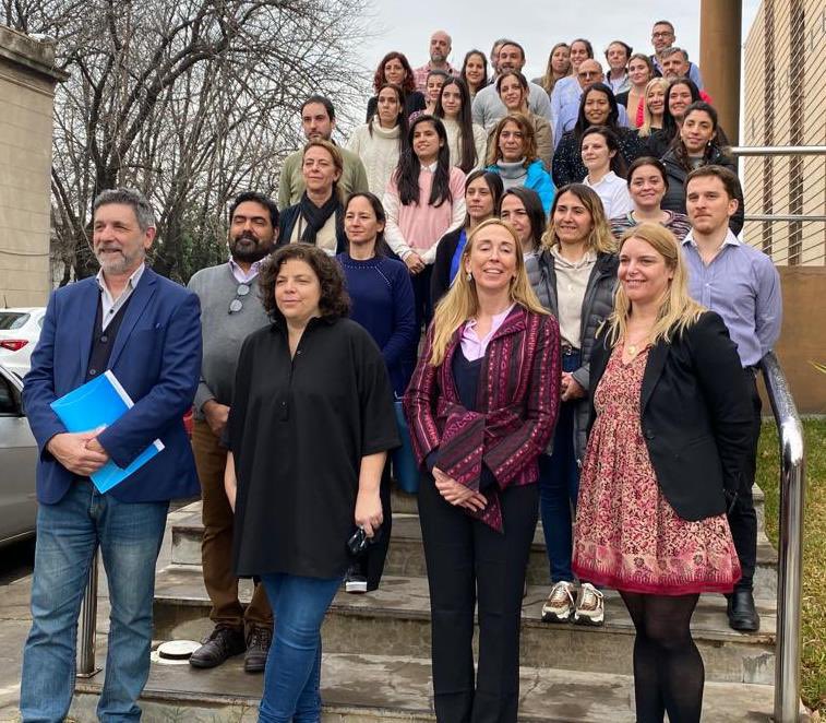 arcionimariano's tweet photo. ¡Seguimos impulsando políticas públicas para mejorar el sistema de salud de #Chubut!

El trabajo en conjunto con Nación, nos garantiza la posibilidad de ampliar los recursos y equipamientos médicos para cubrir las necesidades de las y los chubutenses. https://t.co/pzq120VAwI