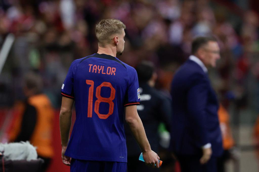 Special debut for Holland tonight. Kenneth Taylor, on his first match with the national team — top talent who’s doing great with Ajax. ⭐️🇳🇱 #Holland

Many top clubs are monitoring him since long time but he’s now a key player for Ajax, also ready to shine with Holland.