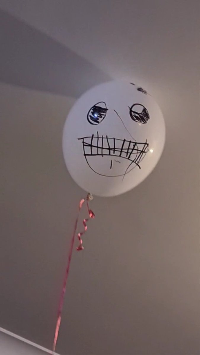 teaganmacraeart's tweet photo. @JazzaStudios How about this freaky balloon drawn by my 6yo daughter Marlei on a balloon. This thing haunted my soul for a days around the house hahaha https://t.co/8u5sPPMeRl