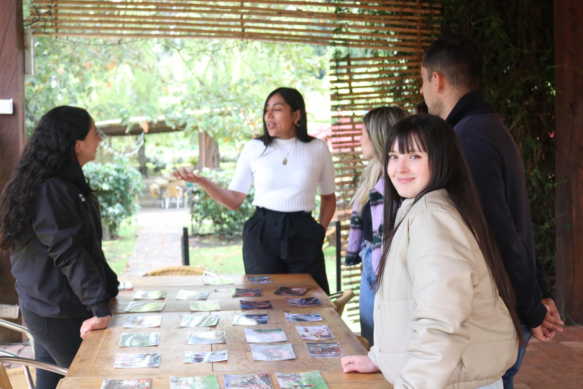 HighResultsSAS's tweet photo. 🚀Esta semana estuvimos celebrando el amor y la amistad con todo nuestro #TeamHR en un espacio que nos permitió volver a conectar y crecer juntos en pro de nuestros objetivos personales y profesionales, para continuar creando experiencias de alto impacto. https://t.co/bgNAL7WupF