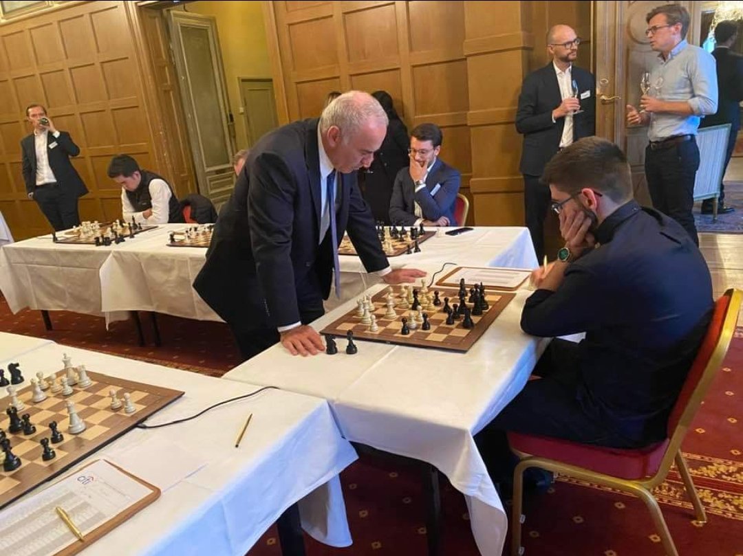 Jón Úlfur tweet media