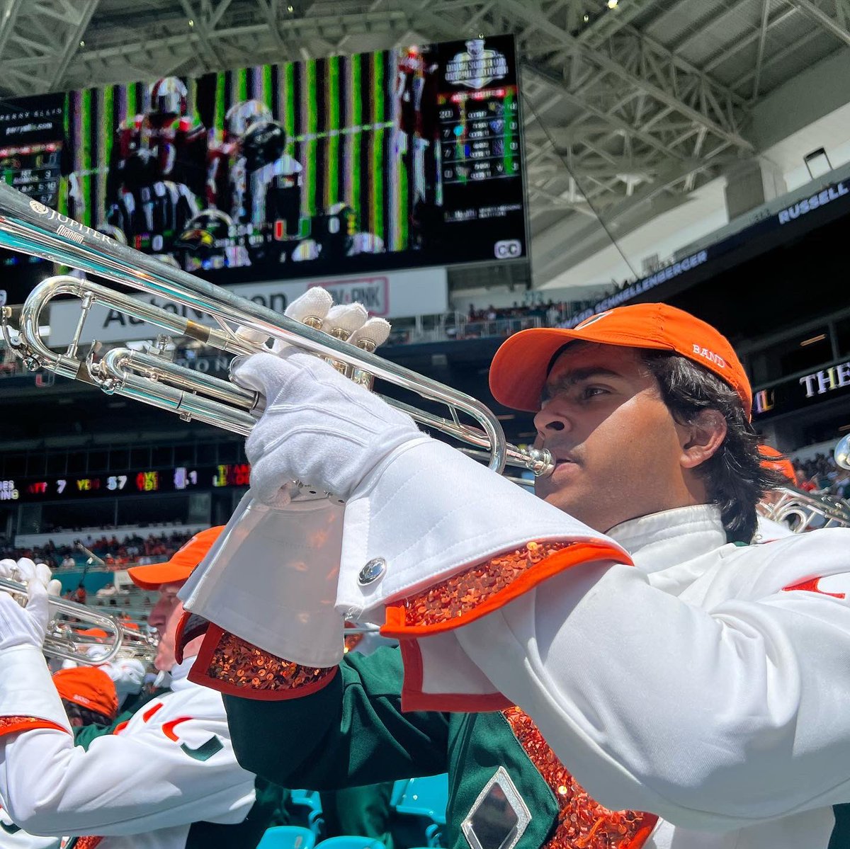 Frost Band of the Hour tweet media