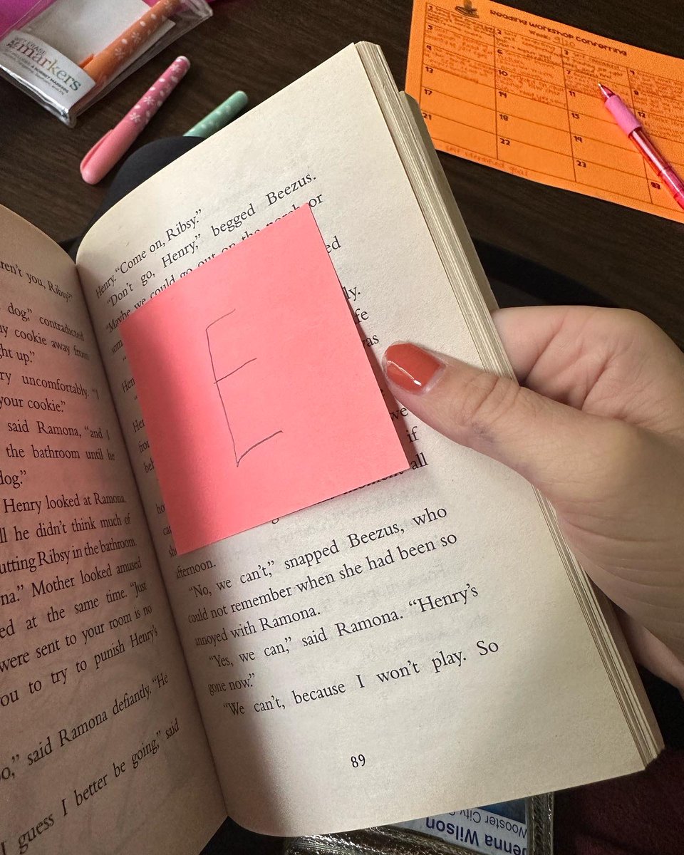 WooMrsWilson's tweet photo. G- I read this part like GOLD 
E- I envisioned (made a movie in my mind) on what was happening here 
I can annotate/mark important details in text! 
A student came to talk with me about his book today. I saw all the post it’s&amp; could not help but snap some pics. He was killin’ it! https://t.co/nhNQVCNgds