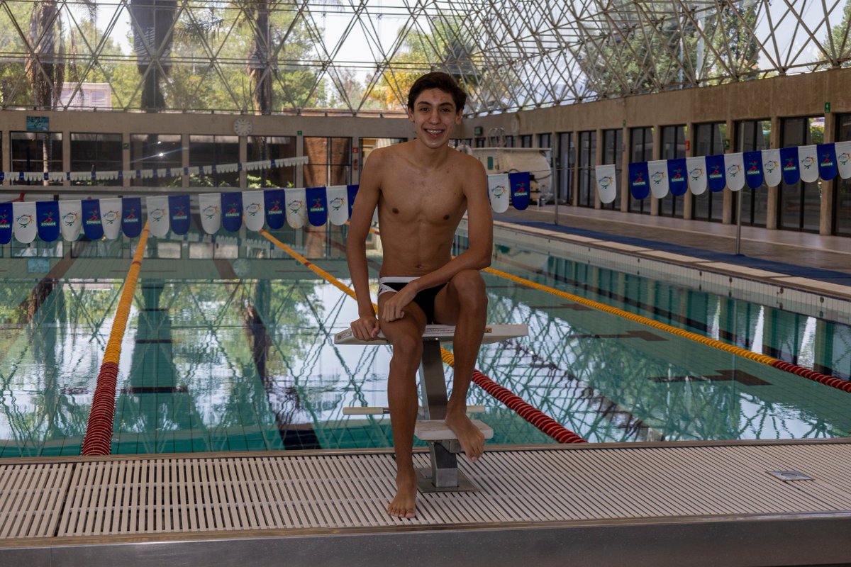 conadeoficial's tweet photo. Diego Villalobos llega a la élite; cambió los clavados por la natación artística 🏊‍♂️

El tritón de 17 años entrena en el #CNAR rumbo al clasificatorio a Juegos Centroamericanos y del Caribe 🇸🇻; en su primer Mundial logró dos cuartos lugares.

👉 https://t.co/7wrrSbZDzH https://t.co/DXadz00TIX