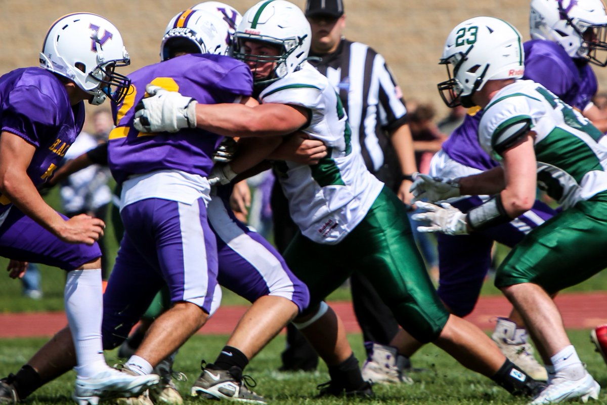matthewconlin56's tweet photo. Excited for our first home game and Friday night lights. Thanks for the photos @dpemrick #gogreen https://t.co/PxRa9PL3ig