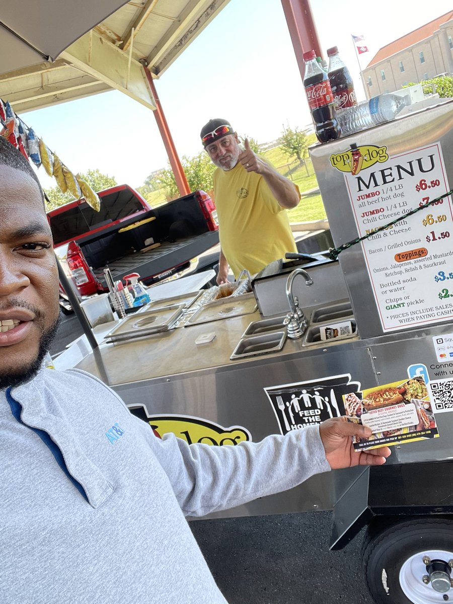 dgreen8987's tweet photo. KP Outside for Pine Bluff checking in with the food trucks and other small businesses at their weekly location. When you get out In the community there’s plenty opportunity. Handing out business cards and high fives!!! Let’s Goooooo!!! @CoachAPacheco @Farzad_Farokhi https://t.co/3SmD0o8ygE