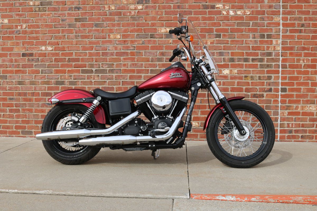 ZylstraHDAmes's tweet photo. 2016 HARLEY-DAVIDSON STREET BOB® / FXDB
Velocity Red Sunglo
- Twin Cam 103™ Engine
- Mini Ape-Hanger Handlebars
- Mid-Mount Controls

EXTRAS: H-D Clamp On Windshield
https://t.co/sLUOhcrY0w https://t.co/qLg2hgcnOB