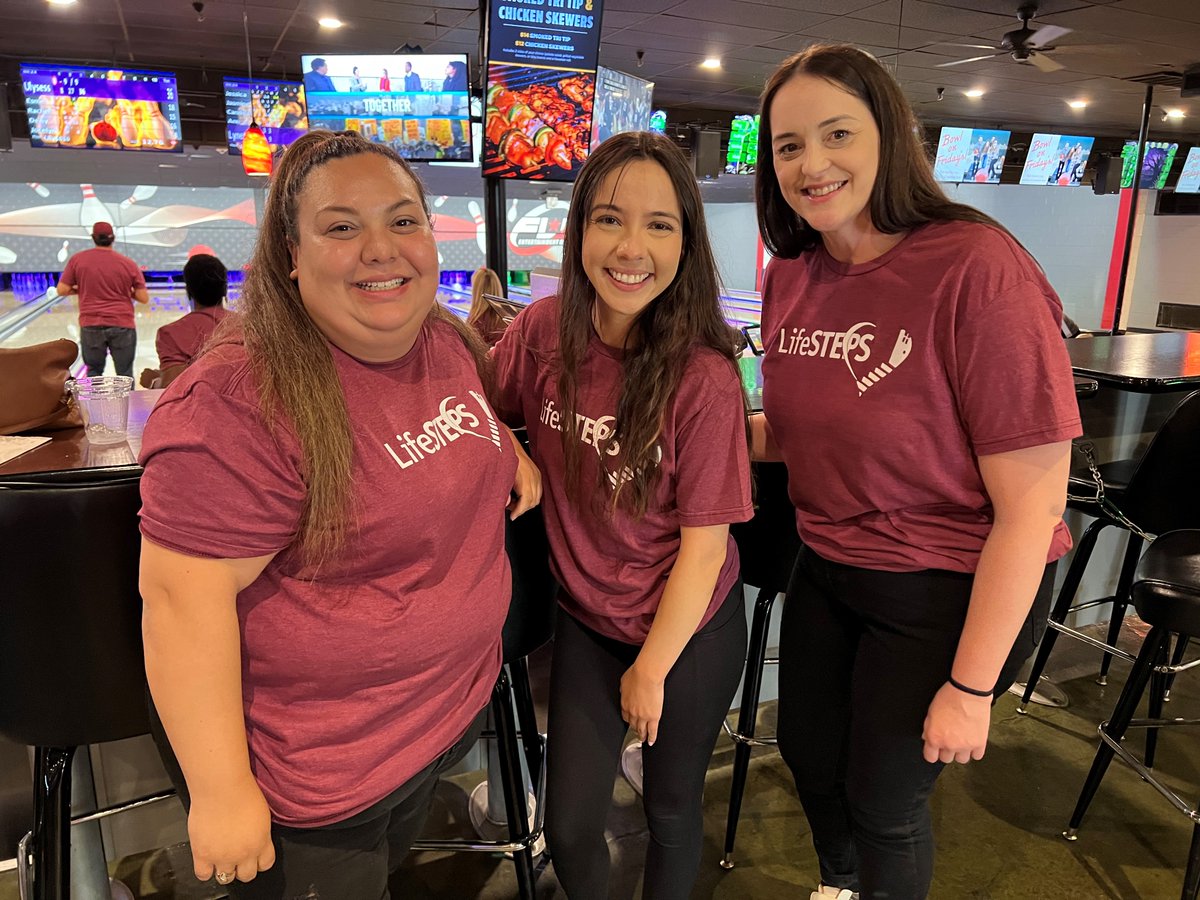 LifeSTEPSusa's tweet photo. After a two-year hiatus, staff gathered in person last week at our LifeSTEPS Leadership Retreat in Sacramento. ED Beth Southorn stated, “I am so grateful for the time that we had together getting to know each other better. We felt a whole lot of JOY being together.
#LifeSTEPS https://t.co/7alPi6Msyo