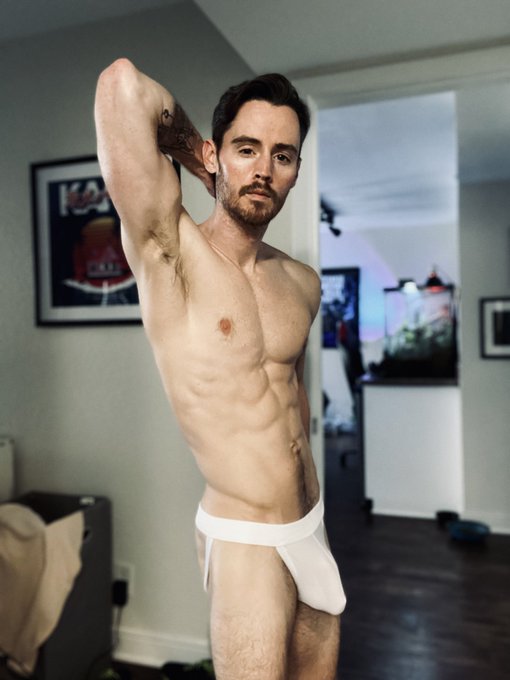 Am I crazy for posting all these? 😅 https://t.co/DUZAgjaZUy